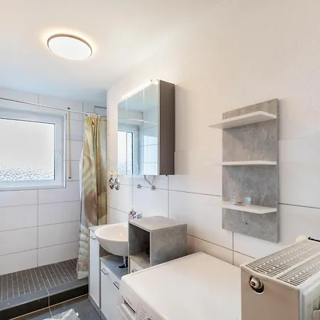 Appartement 5 Auch Fuer Monteure *