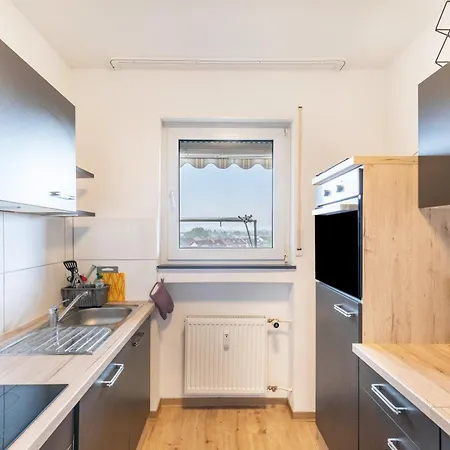 Appartement 5 Auch Fuer Monteure