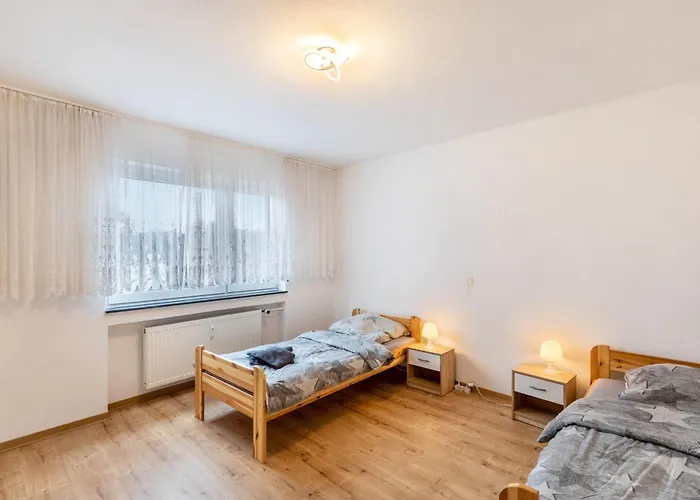 5 Auch Fuer Monteure *